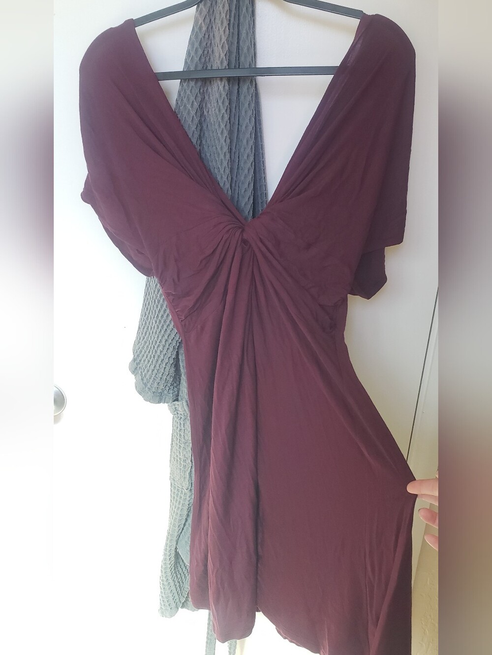 Lux - Twist-Front V-Neck Dress in Plum